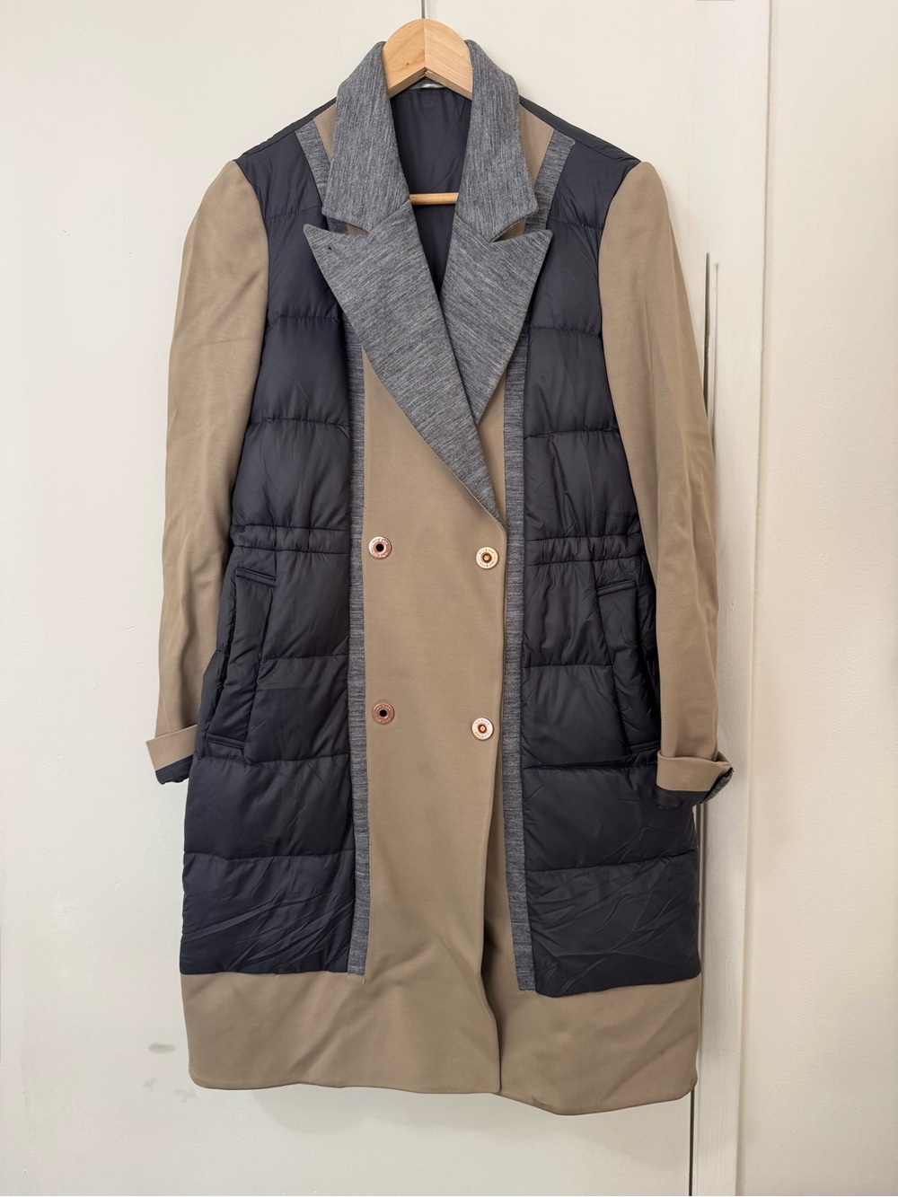 Kit and Ace Women’s Black Tan Mixed Media Puffer Trench Coat M-L